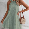 Vestido Curto com Detalhes Bordados