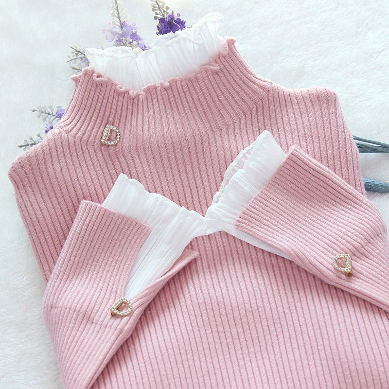 Suéter Feminino com Detalhes em Renda