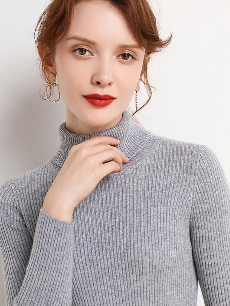 Suéter Feminino com Gola Alta Belmira