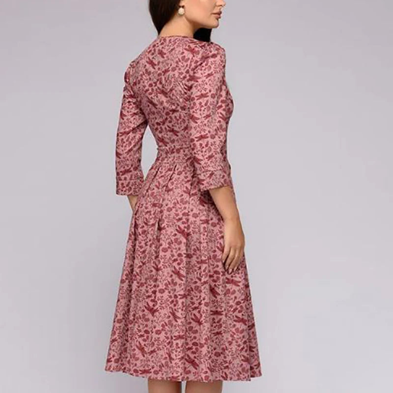 Vestido Estampado com Gola Alta