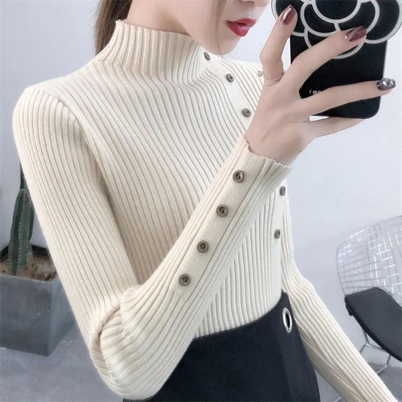 Suéter Feminino com Gola Alta e Botão