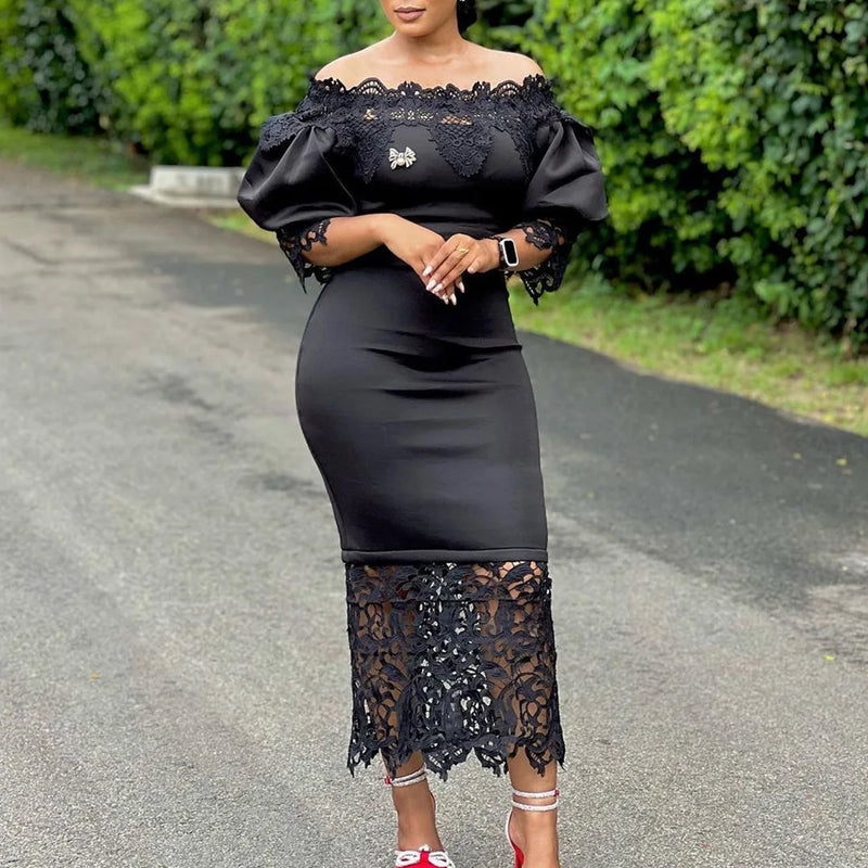 Vestido Midi com Detalhes em Renda