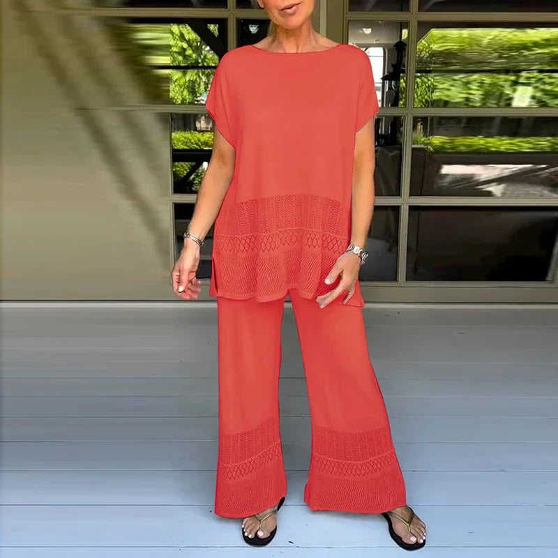 Conjunto Feminino de Viscose com Blusa Recortada e Calça Pantalona Amaris