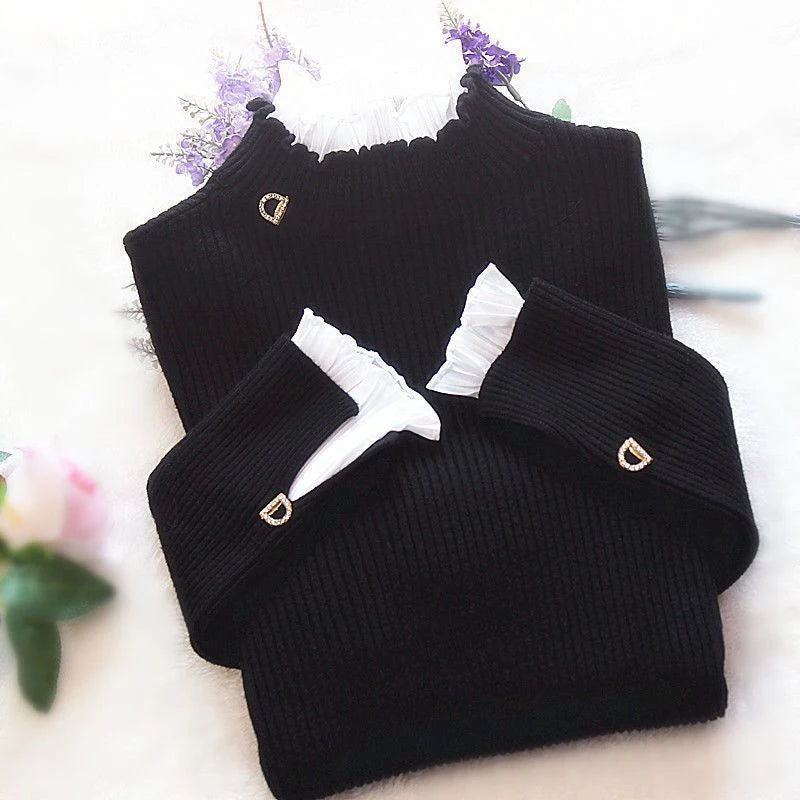 Suéter Feminino com Detalhes em Renda