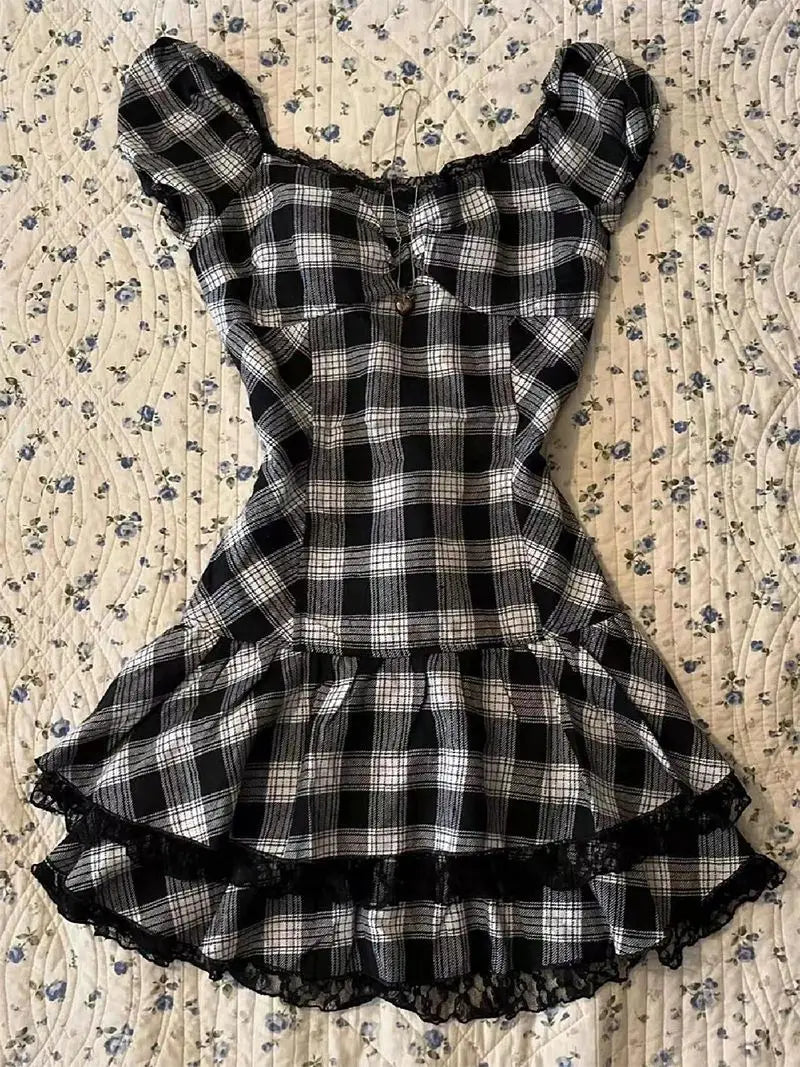 Vestido Curto Xadrez Cinthiana
