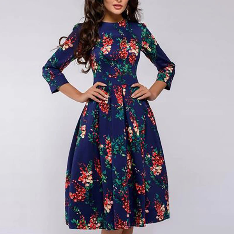 Vestido Estampado com Gola Alta