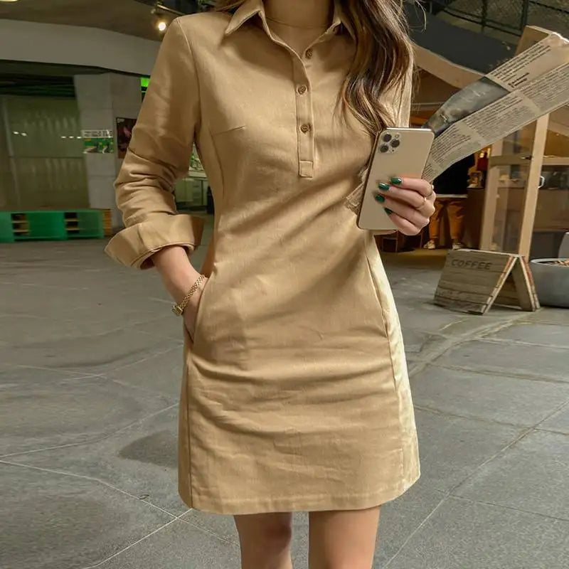 Vestido Curto com Bolsos Matilde
